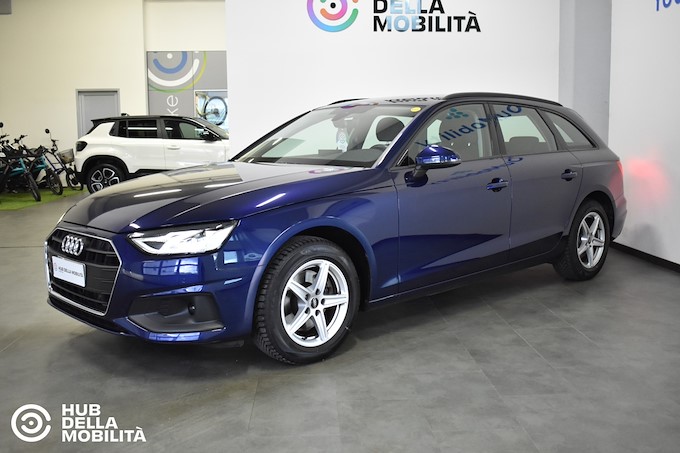 AUDI A4 Avant 30 TDI 136 CV S tronic